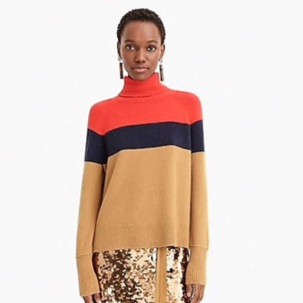 Colorblock turtleneck sweater in supersoft yarn